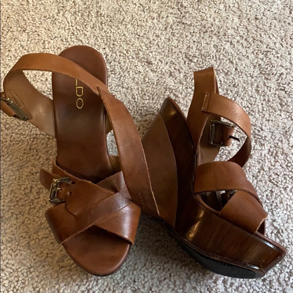 Aldo Wedges